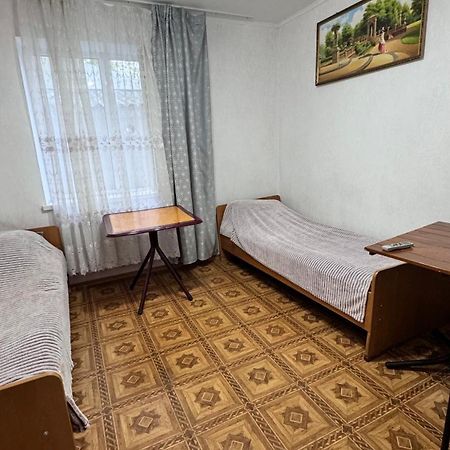 Золотий Дракон Hotel Haisyn Exterior photo